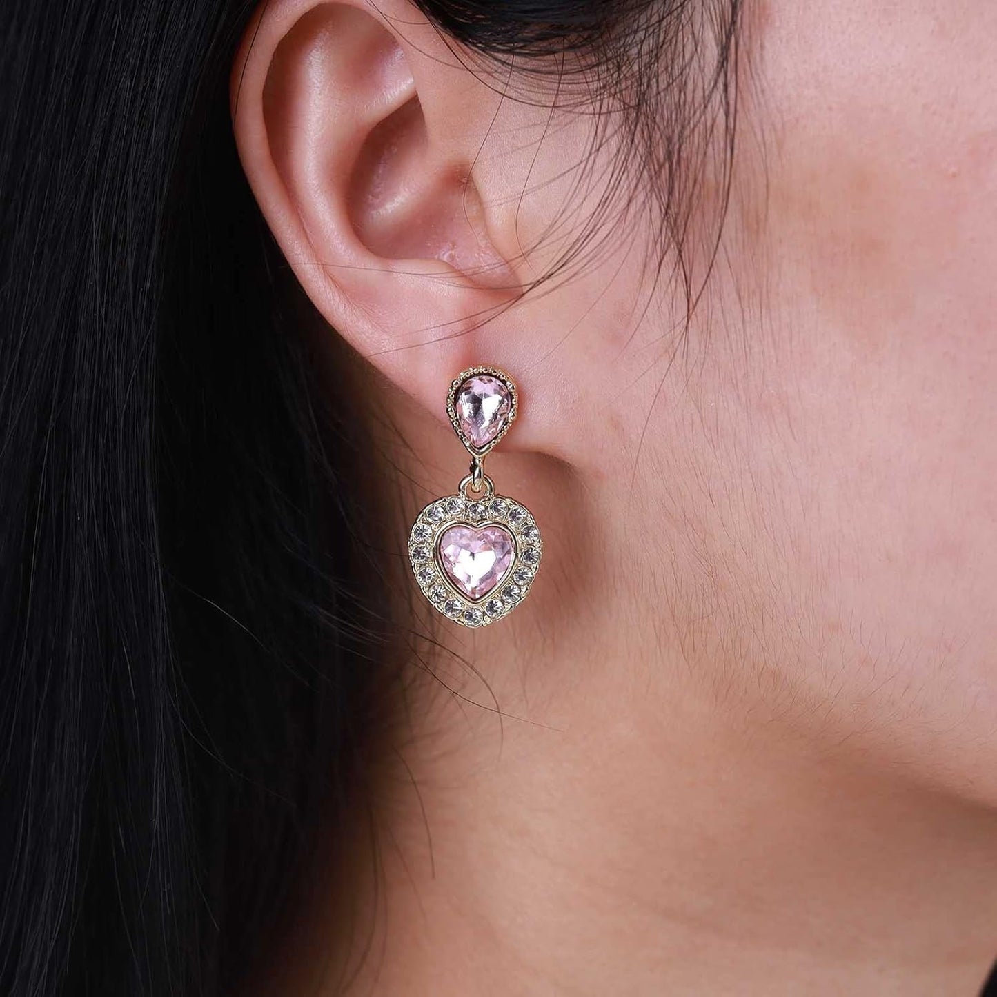 Vintage Emerald Heart Earrings Emerald Cz Teardrop Earrings Rhinestone Heart Drop Earrings Green Gemstone Stud Earrings Jewelry for Women(Green)