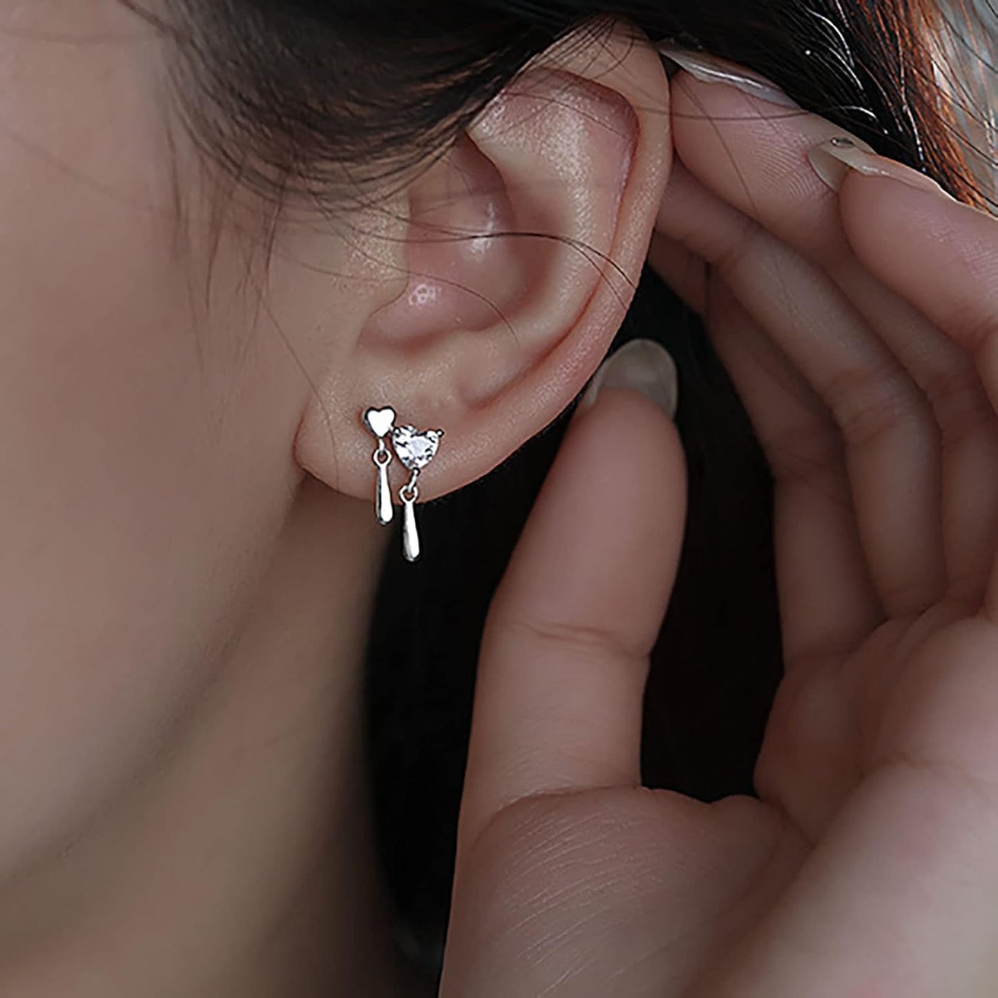 Vintage Crystal Heart Drop Earrings Silver Cz Teardrop Earrings Rhinestone Love Heart Stud Earrings Sparkly Tiny Heart Earrings Jewelry for Women