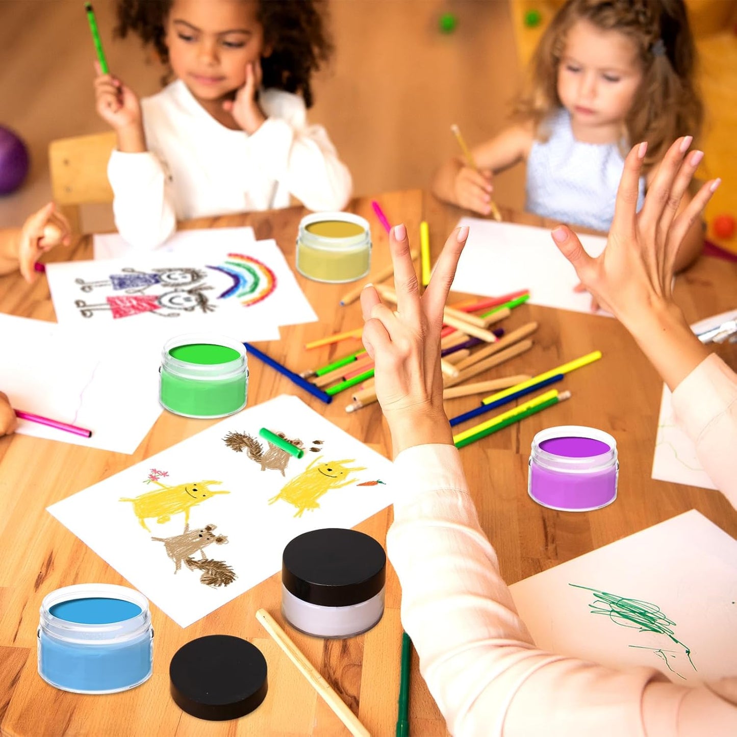 SATINIOR 100 Pcs Plastic Jars with Lids Small Containers Lids Wide Mouth Small Plastic Containers for Lotion Cream Rhinestones Body Butters Travel Storage(2 oz,Black)